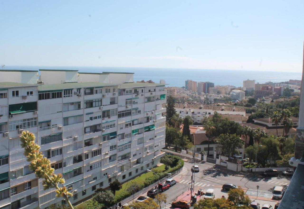 Coty'S Beach, Habitaciones En Casa Compartida Benalmádena Kültér fotó