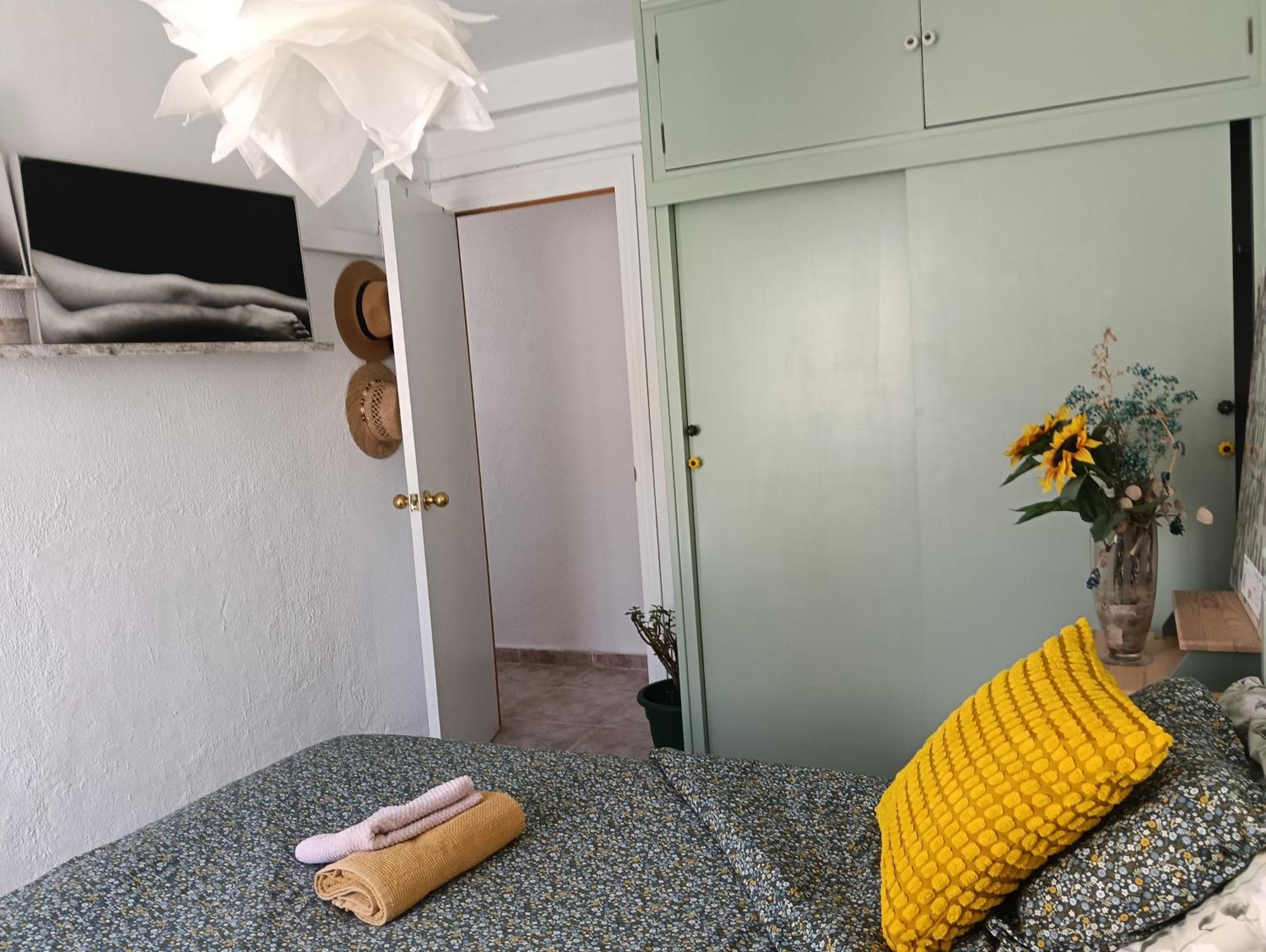 Coty'S Beach, Habitaciones En Casa Compartida Benalmádena Kültér fotó